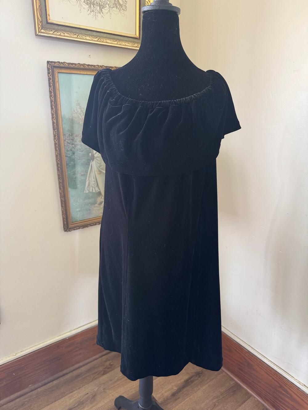 NWT Kensie Black Velvet Off Shoulder Dress Size Large Romantic Cocktail